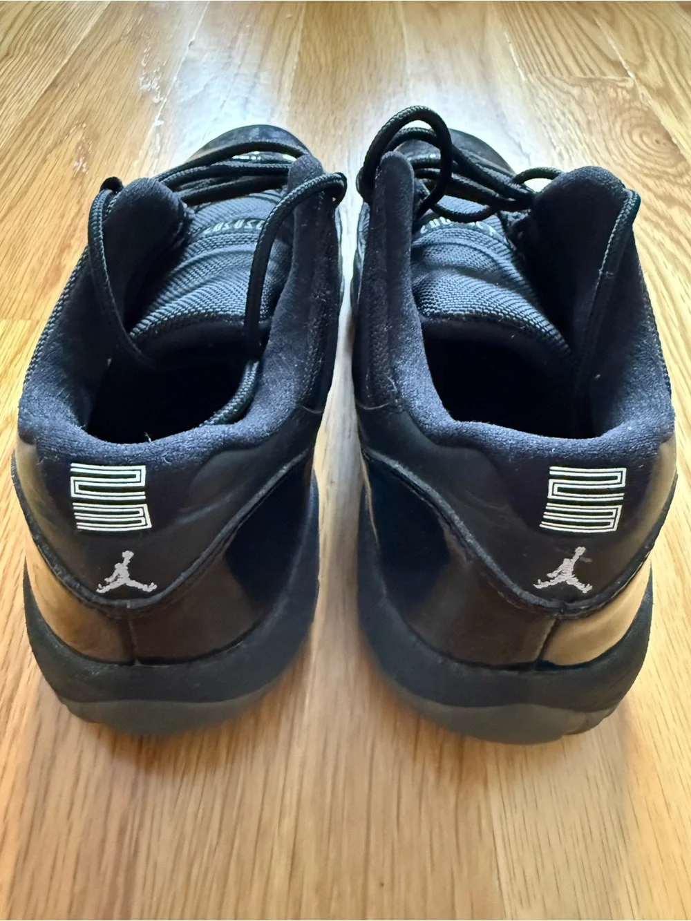 Air Jordan 11 Retro Low All Black